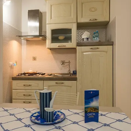 Couette-café Seros 4*